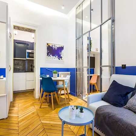 Moderne - 1br 4p - Champs-elysees * Париж