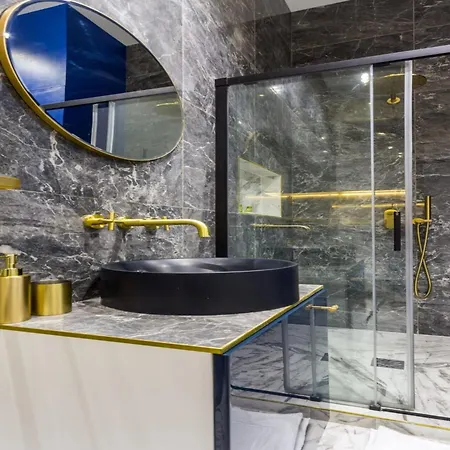 Moderne - 1br 4p - Champs-elysees Париж